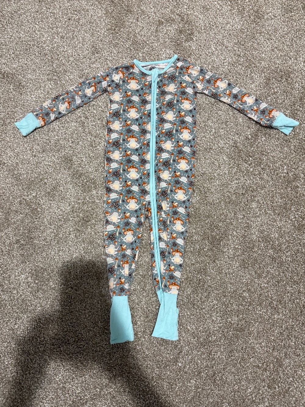 Sunshine Luckies hippie 70's bamboo zippie size 18-24 months mushroom peace frog